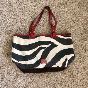 Dooney & Bourke Tote